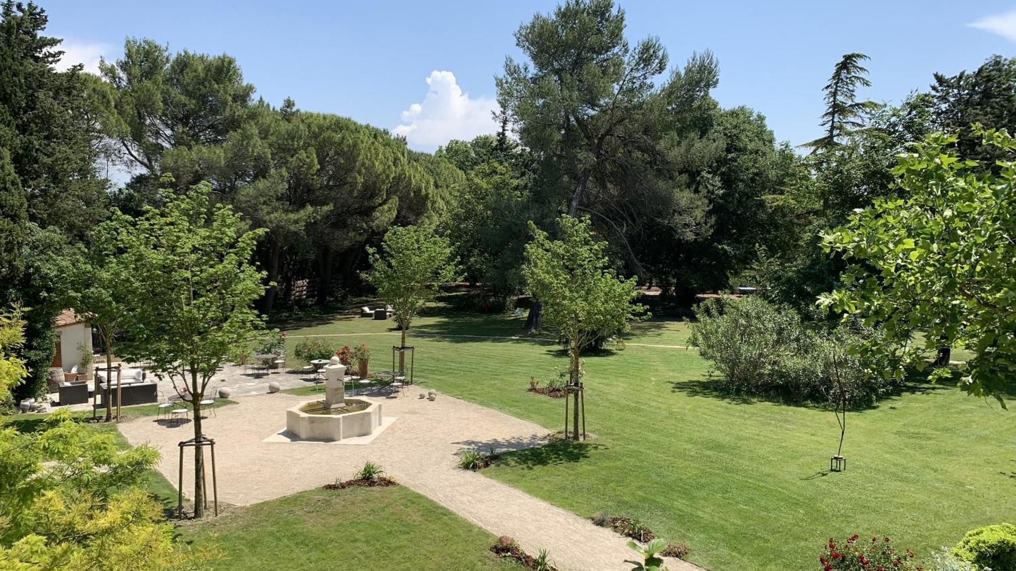 Les Gites Du Domaine De Rhodes Avignon Room photo